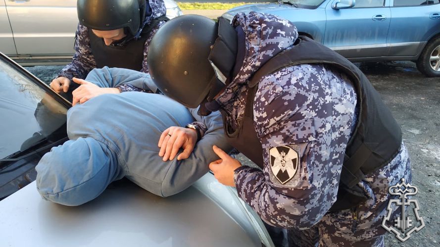 Гражданина, находящегося в федеральном розыске задержала Росгвардия в Адыгее